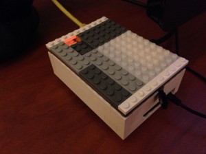 Caixa de Lego para o Raspberry Pi por @designerferro