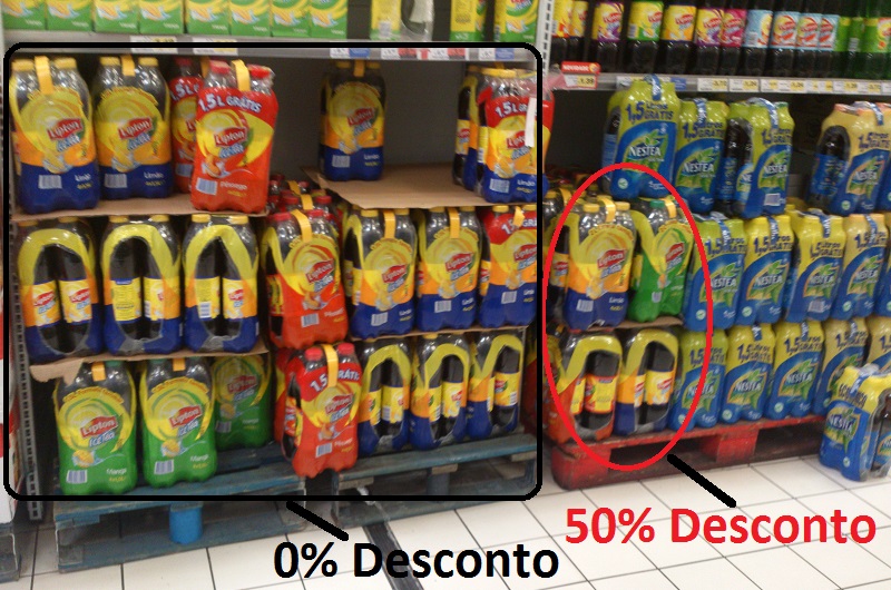 Prateleiras com diferentes Liptons